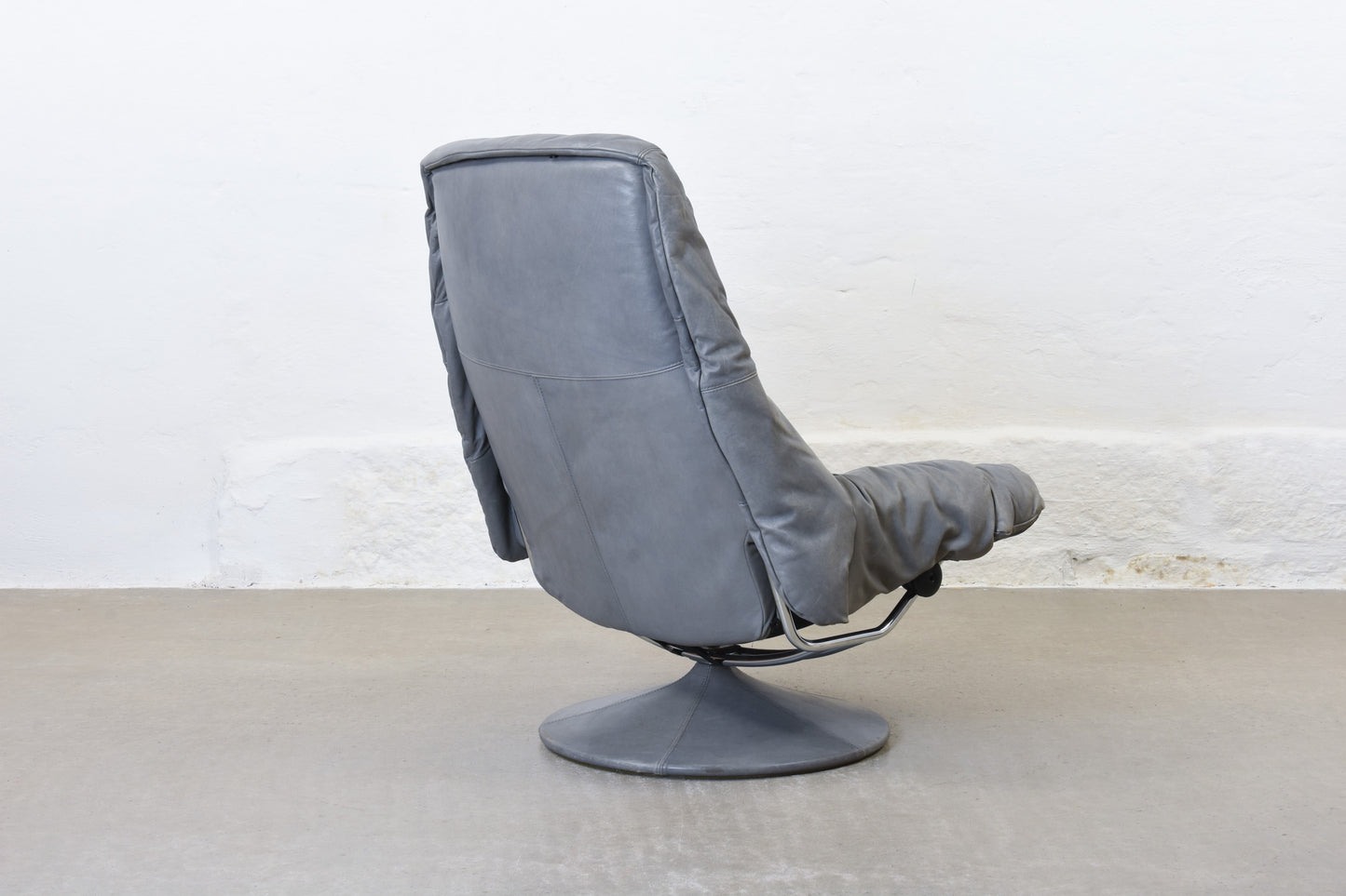 1980s Norwegian reclining leather lounger + ottoman