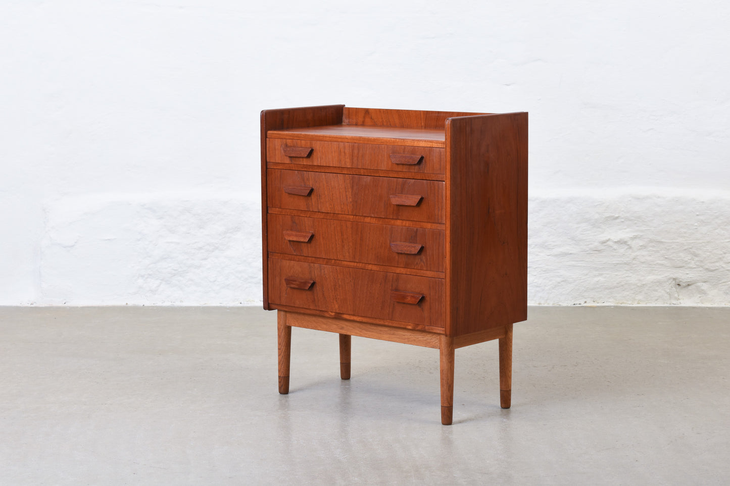 1960s hallway chest in teak + oak