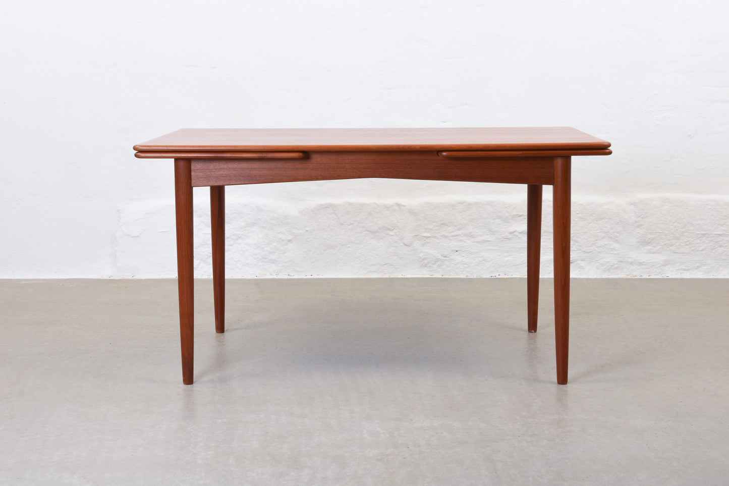 1960s extending dining table in teak - 140L cm