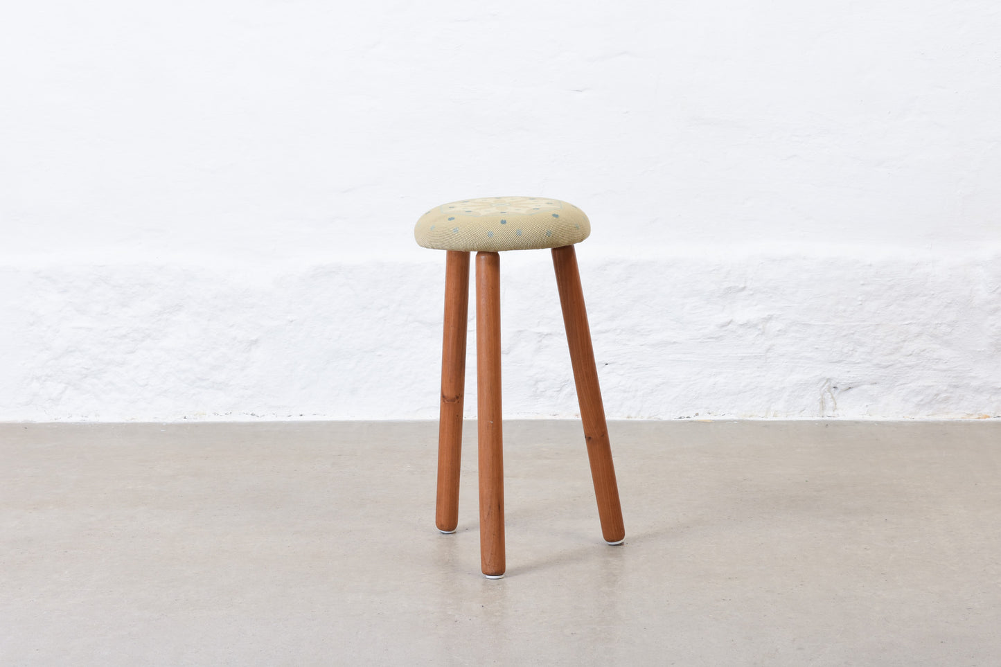 1950s tripod stool