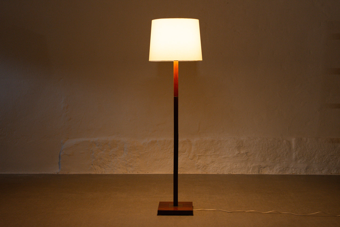 1960s 'Kardinal' floor lamp in rosewood by Jo Hammerborg