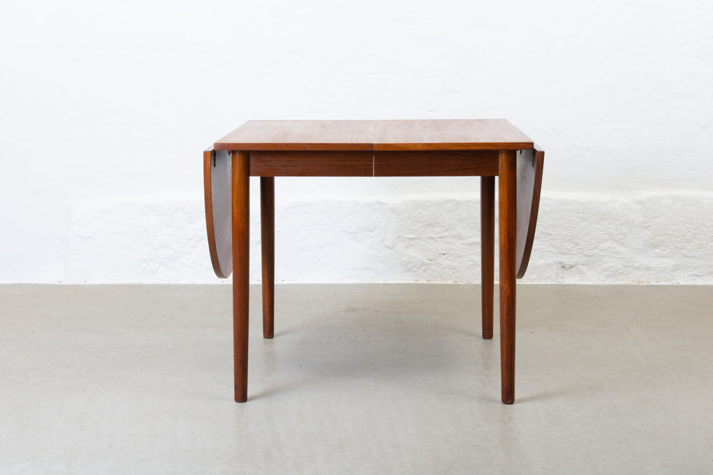 1960s drop-leaf dining table in teak