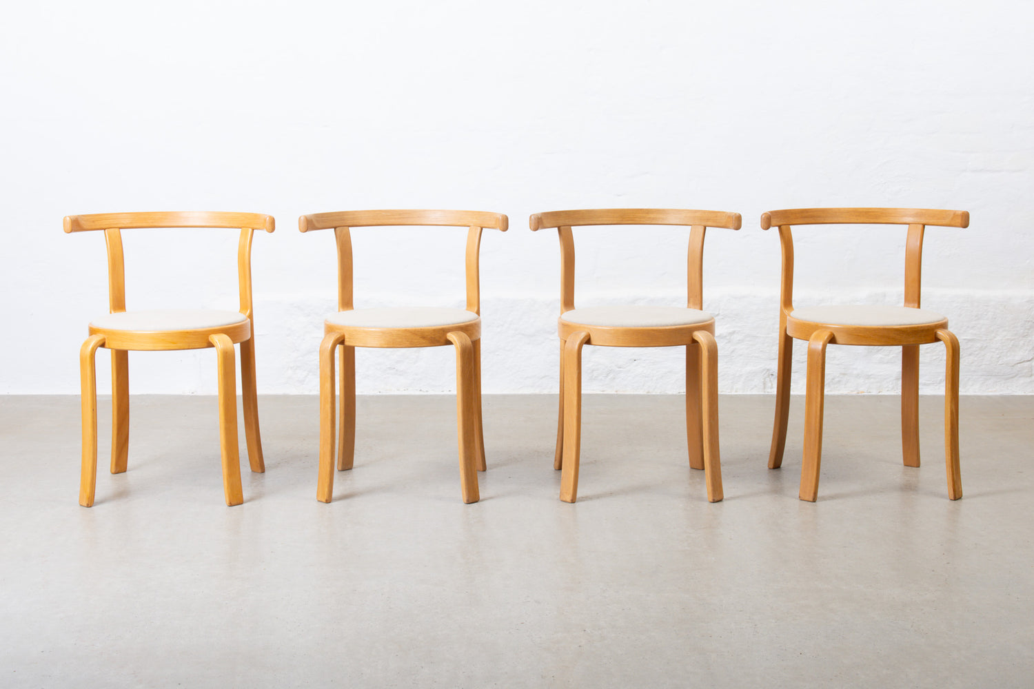 Newly reupholstered: Set of 'Series 8000' chairs by Rud Thygesen & Johnny Sørensen