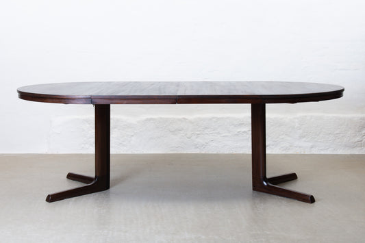 1970s extending dining table in mahogany