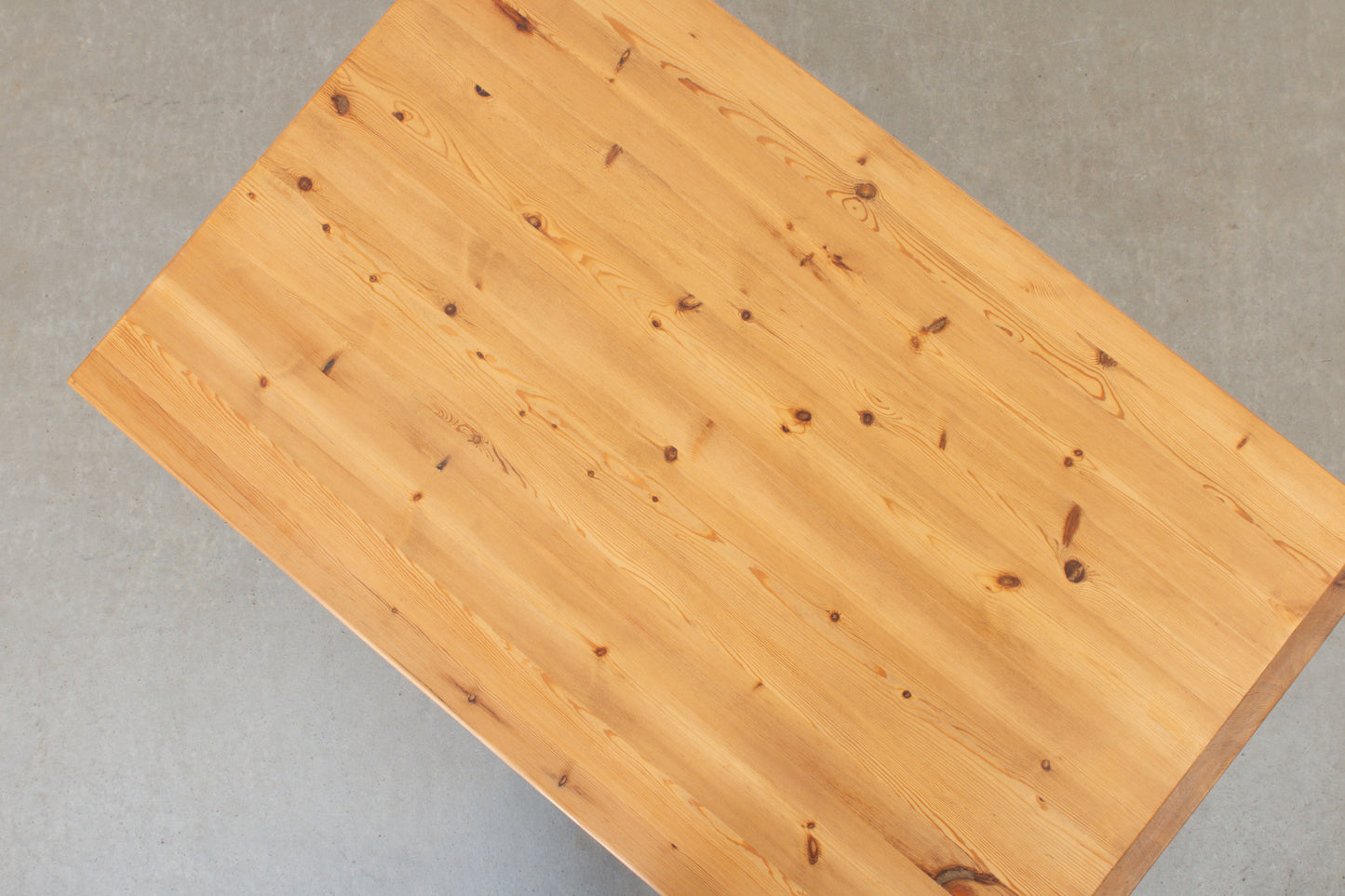 1970s drop leaf dining table in pine