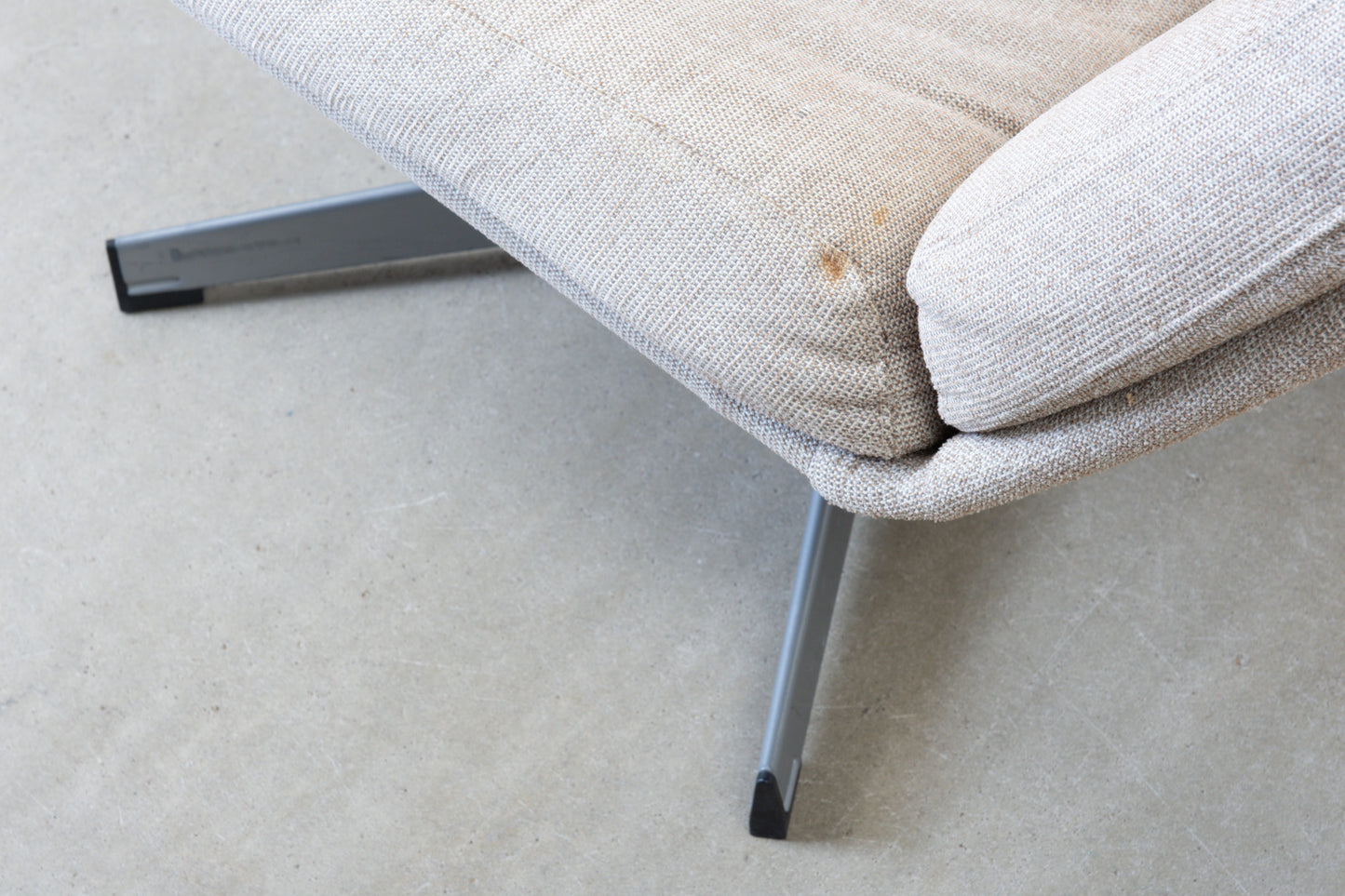 1980s 'Lunna' swivel lounger by Gillis Lundgren