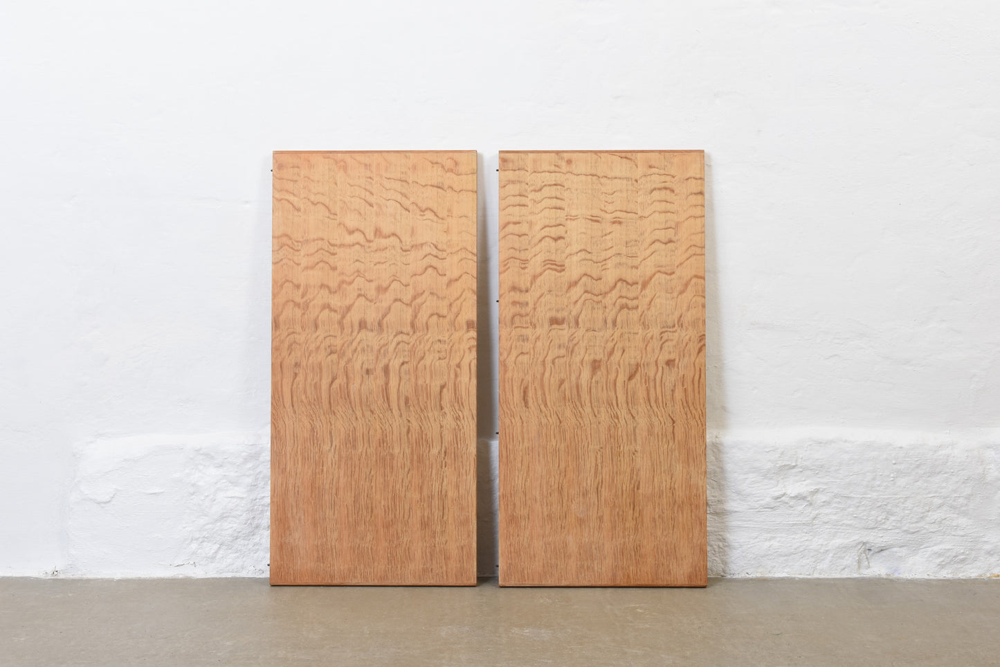 1970s extending oak dining table by Henning Kjærnulf