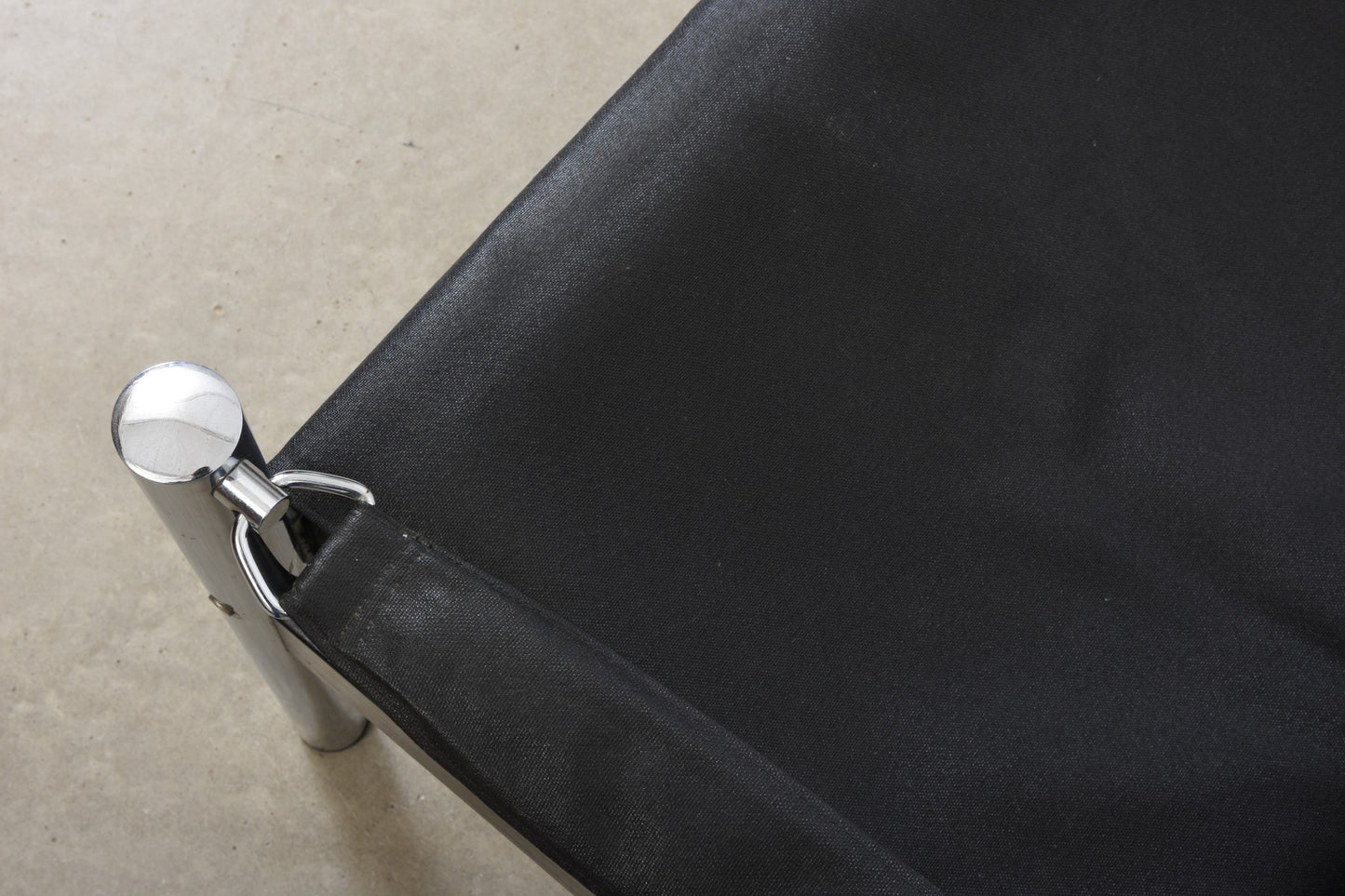 30% off: 1980s safari chair by Börje Johanson