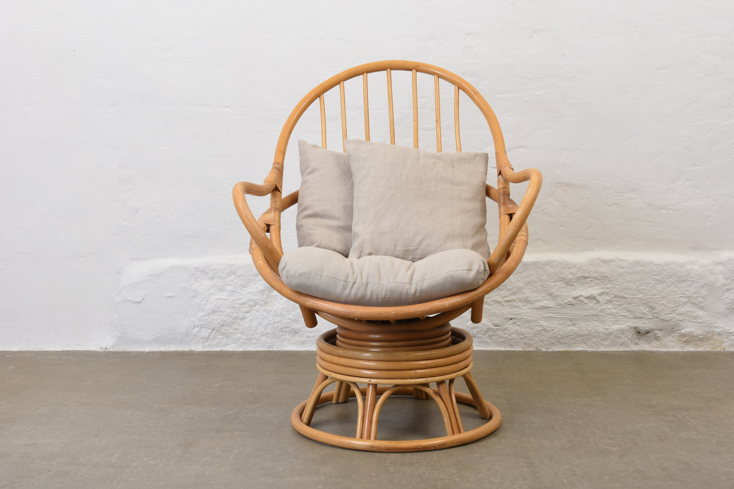 1970s bamboo lounger on swivel base