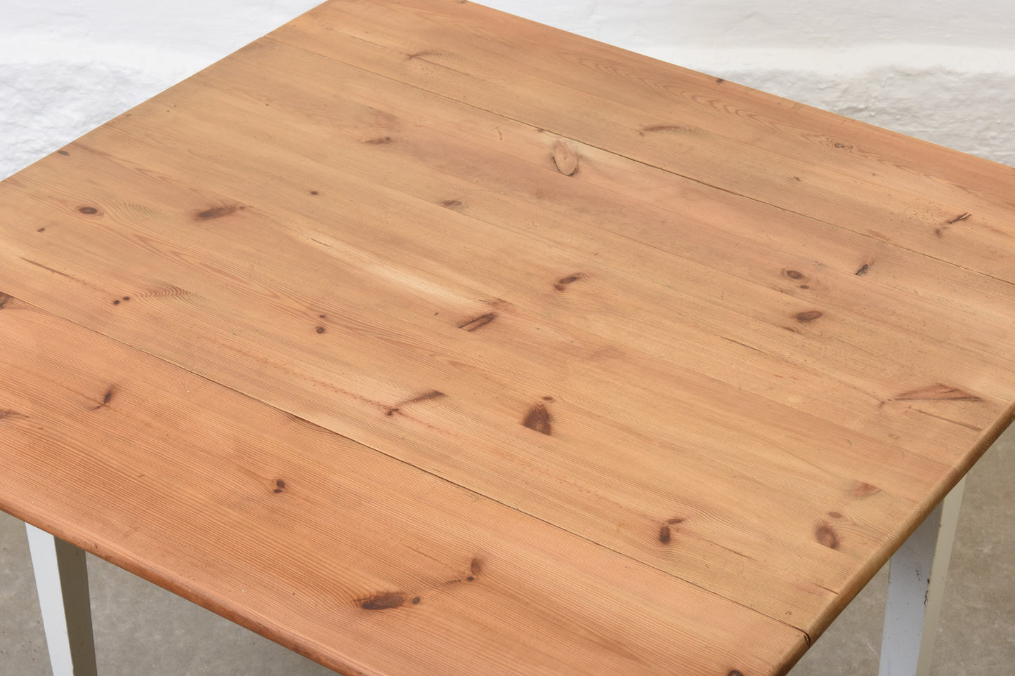 1940s Swedish drop leaf dining table