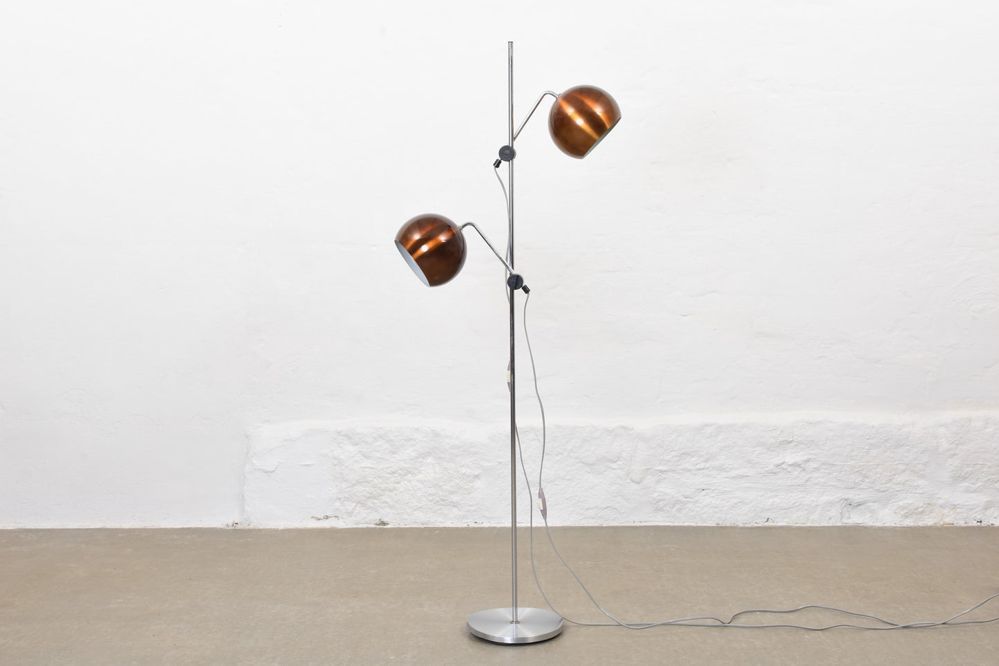 1970s twin-headed floor lamp by Hemi