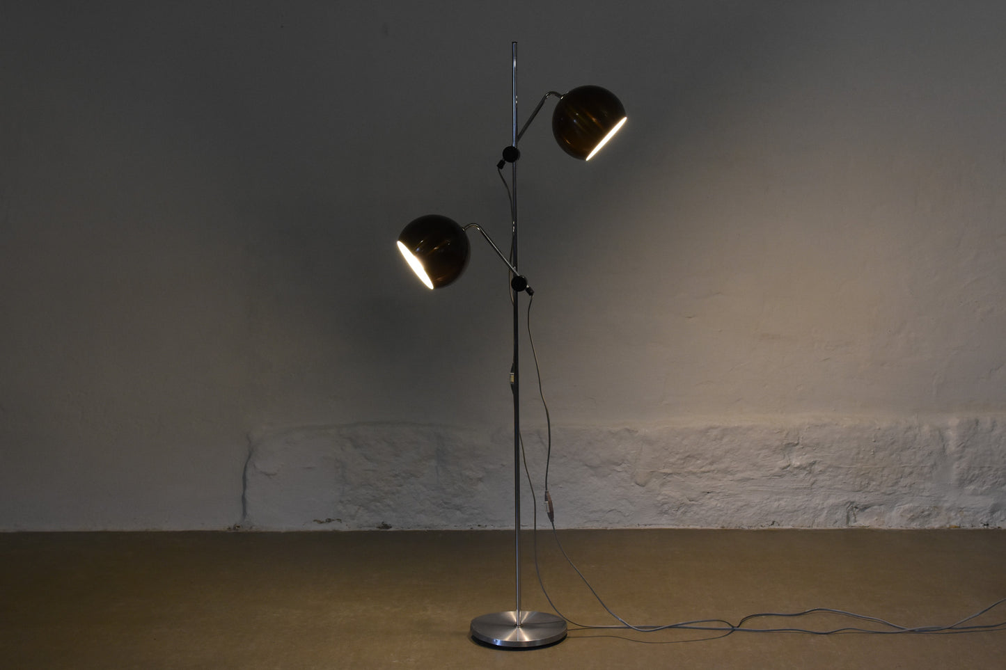 1970s twin-headed floor lamp by Hemi