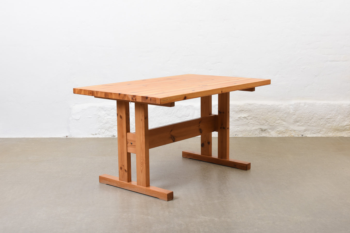 1970s pine dining table on Shaker legs