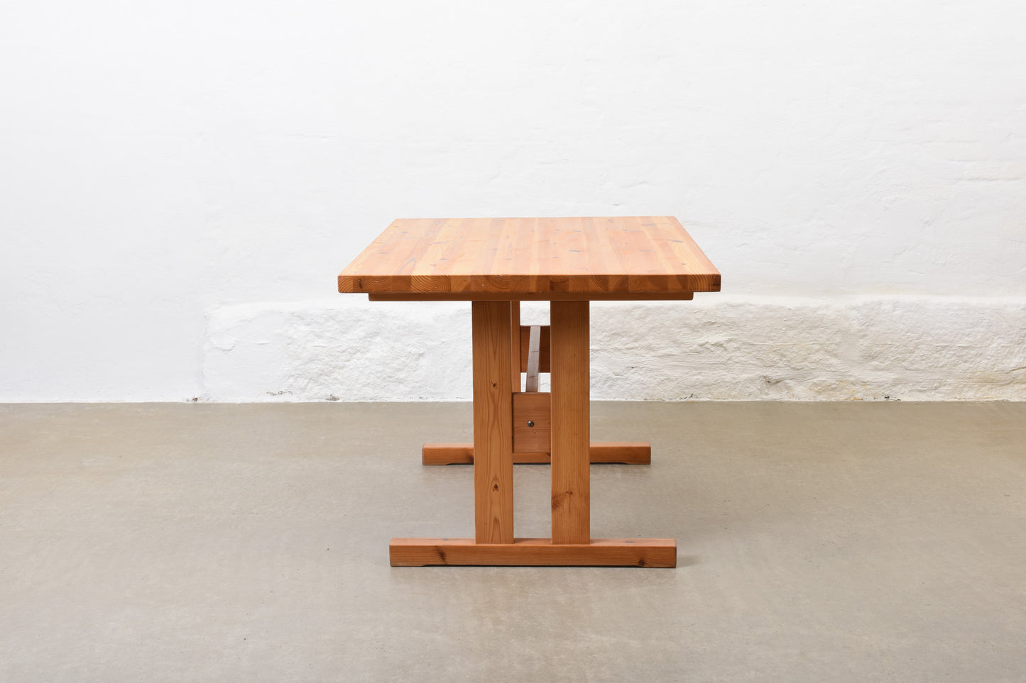 1970s pine dining table on Shaker legs