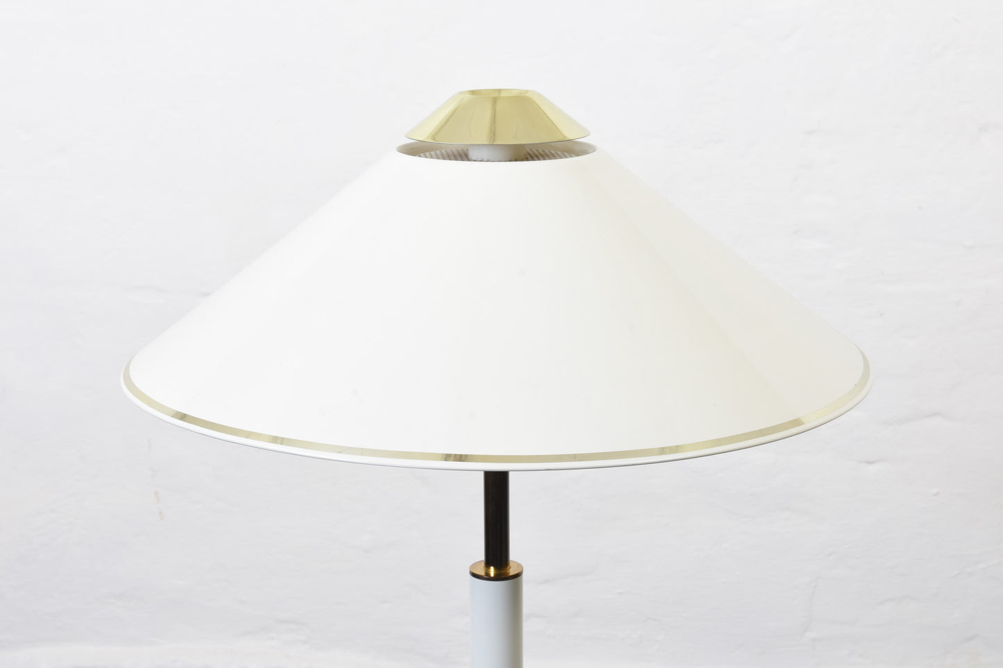 1980s white metal floor lamp