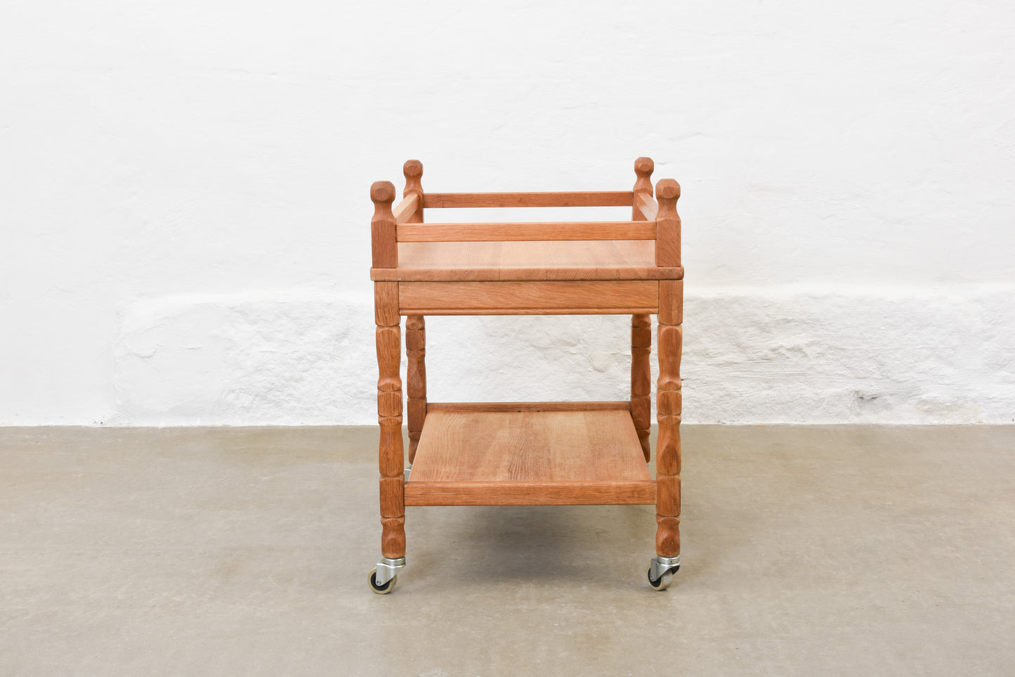 Save £70: 1960s oak trolley table by Henning Kjærnulf
