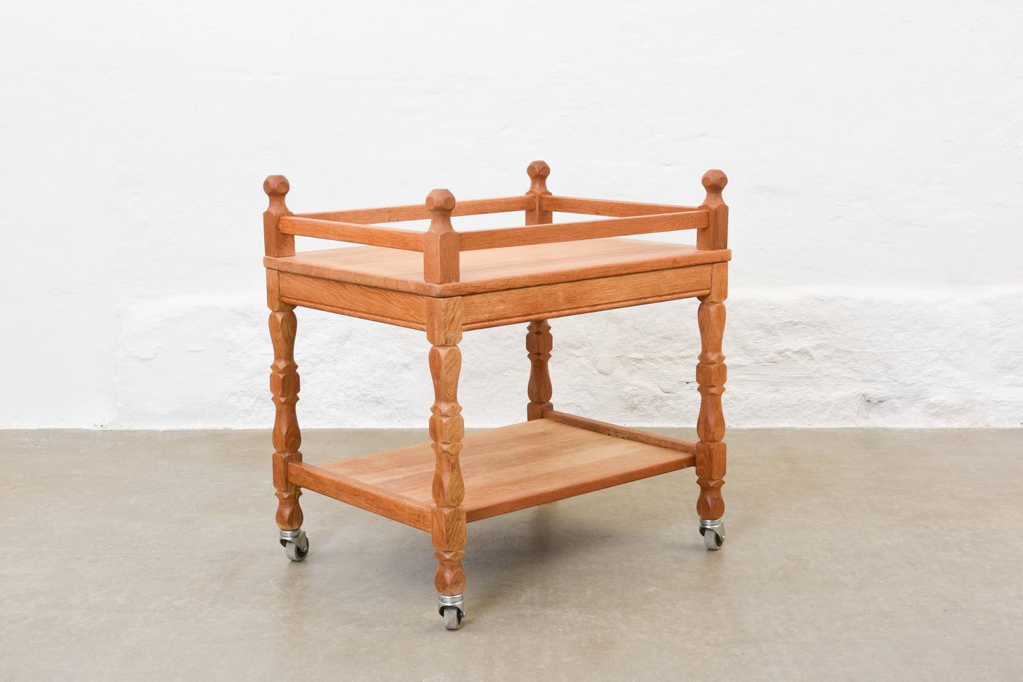 Save £70: 1960s oak trolley table by Henning Kjærnulf