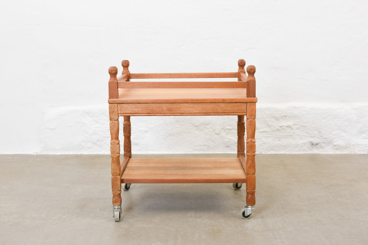 Save £70: 1960s oak trolley table by Henning Kjærnulf