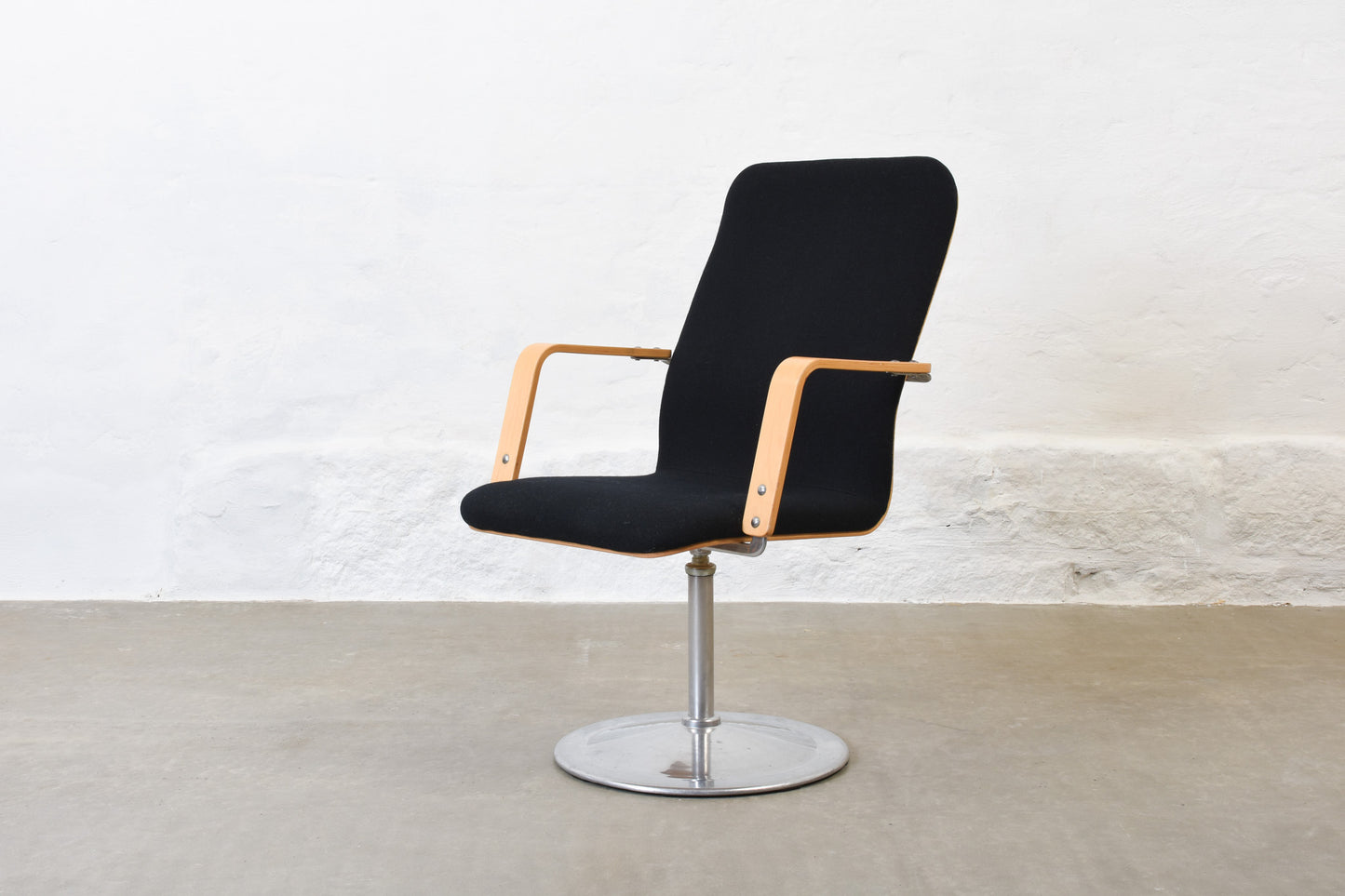 Save £80: 1980s swivel chair by Yrjö Kukkapuro