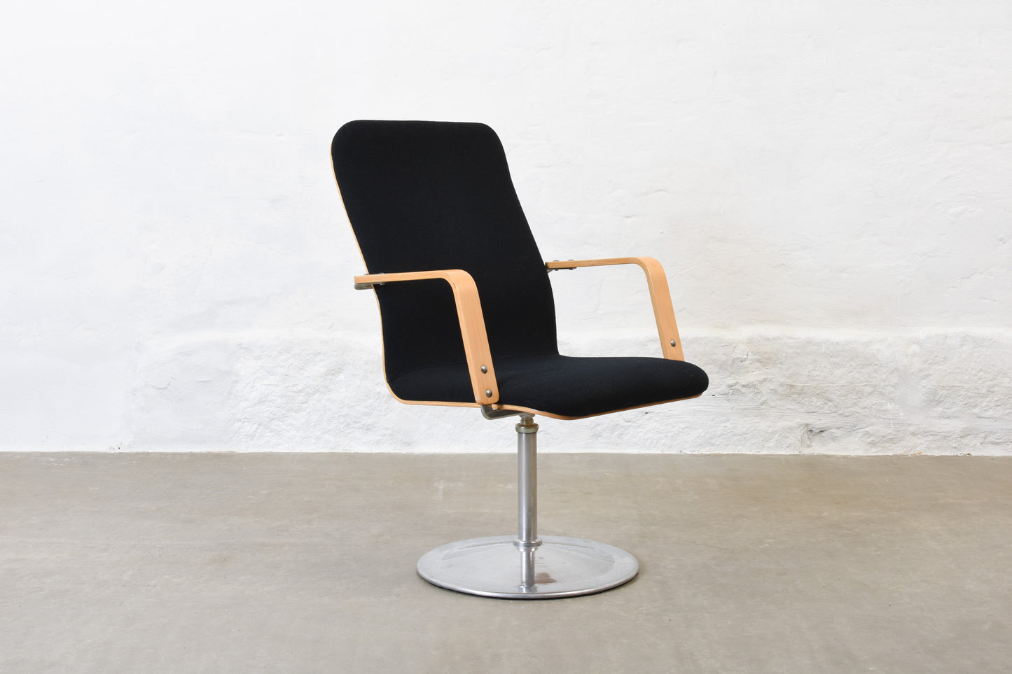 Save £80: 1980s swivel chair by Yrjö Kukkapuro