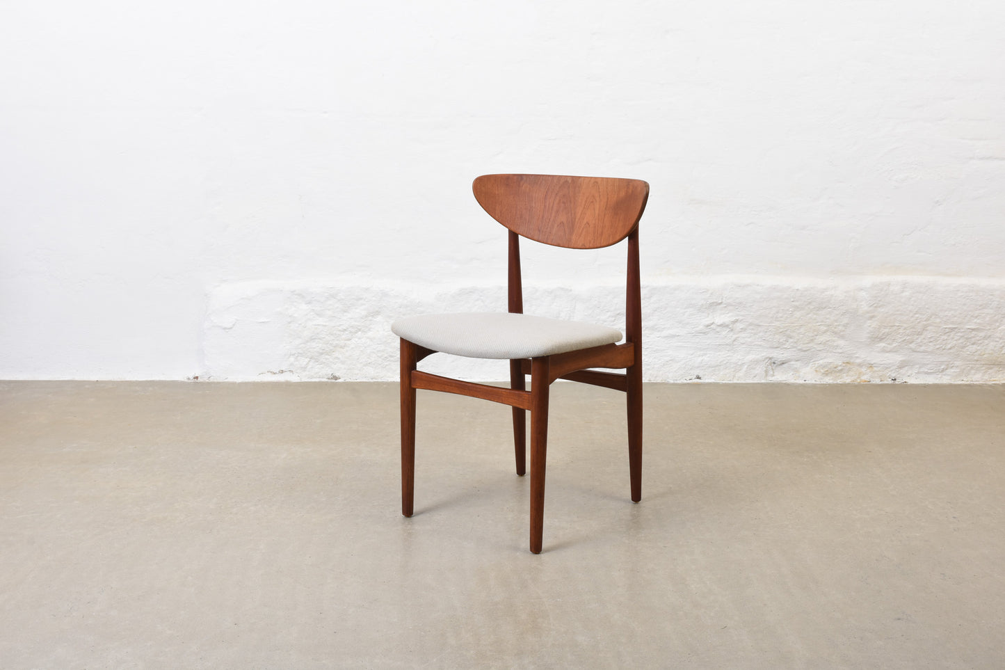 Newly reupholstered: Set of 1950s teak dining chairs by Henning Kjærnulf