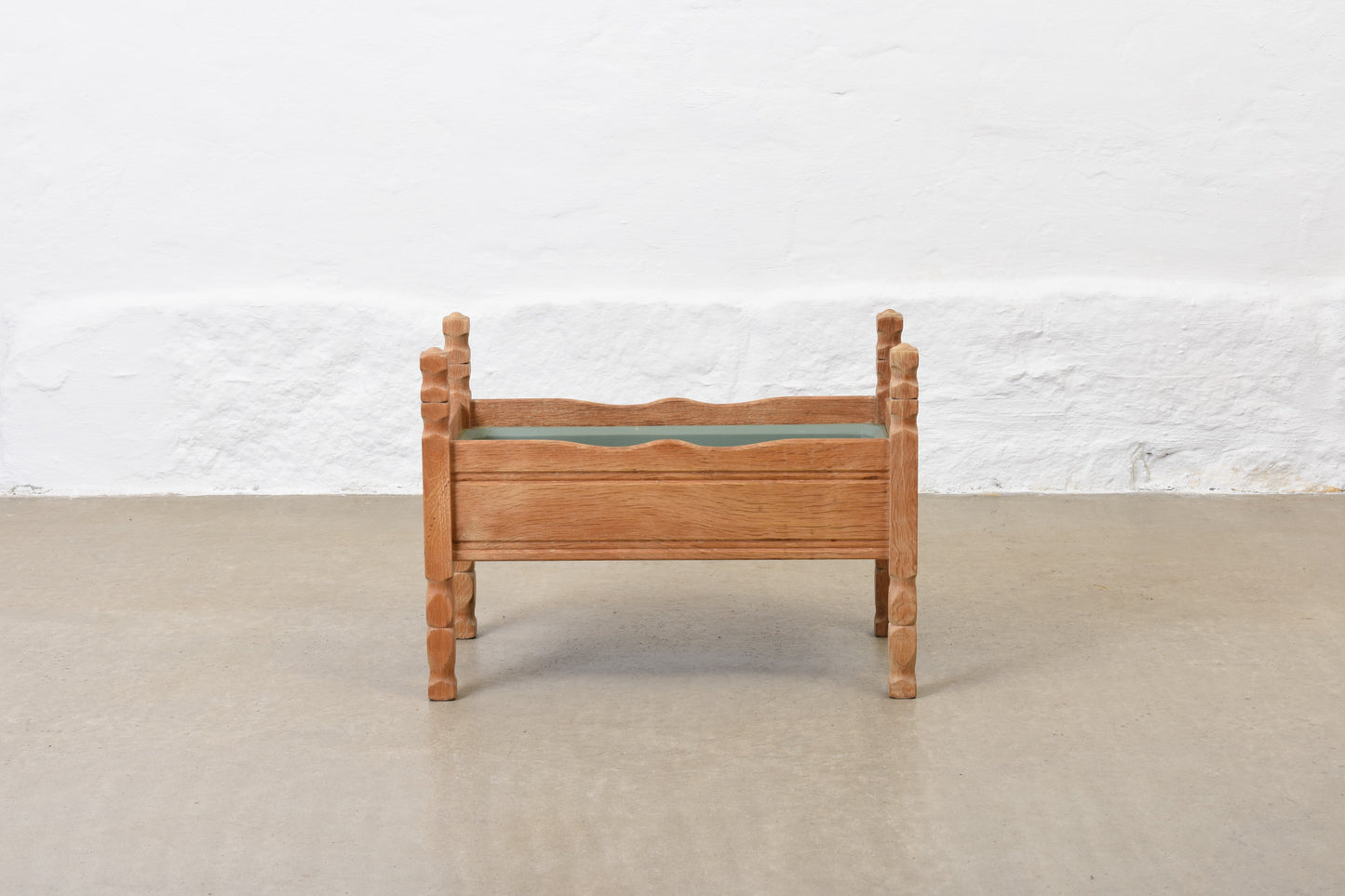 Save £40: 1970s oak planter by KW Møbler