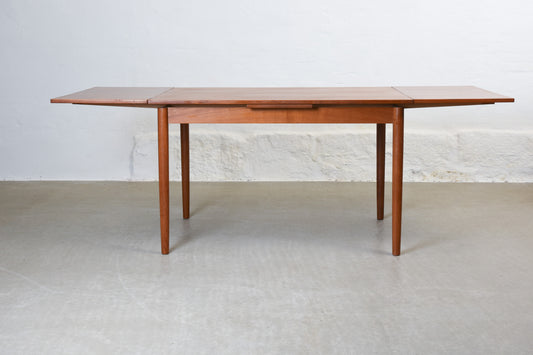 1960s extending dining table in teak - 120L cm