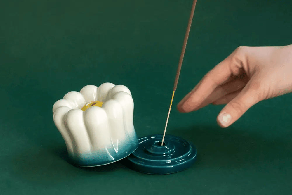 Smoke Flower by Studio Arhoj - Daisy