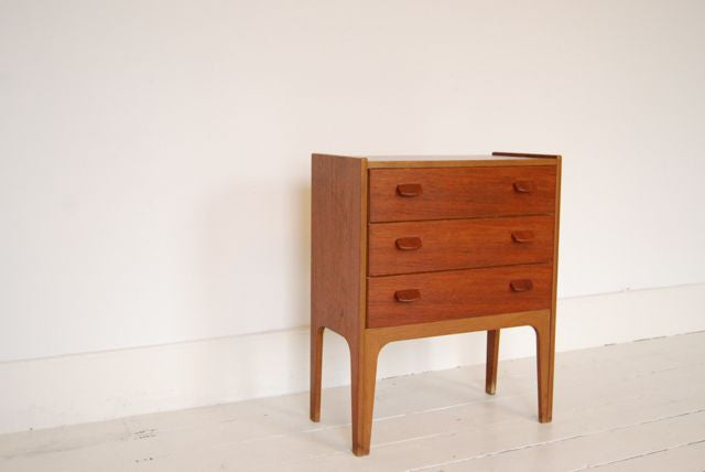 Three drawer dresser