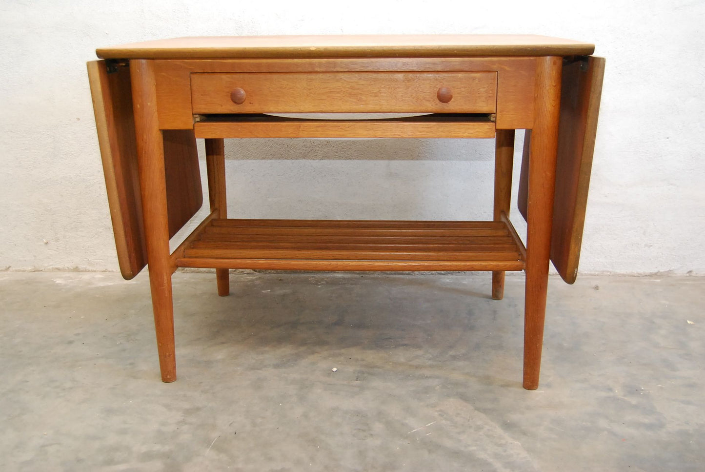 Fold-out Sewing Table