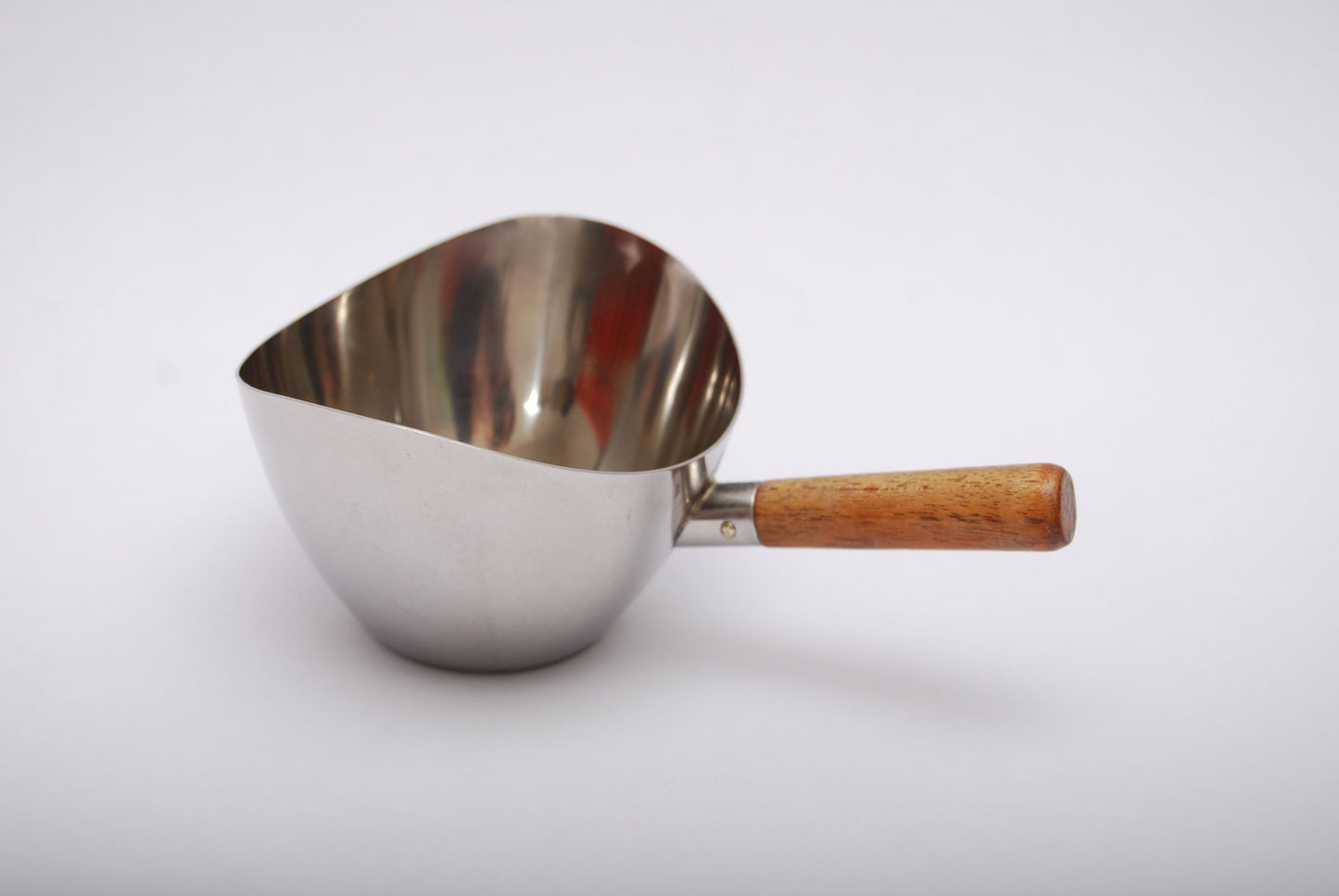 Stainless steel sauce boat