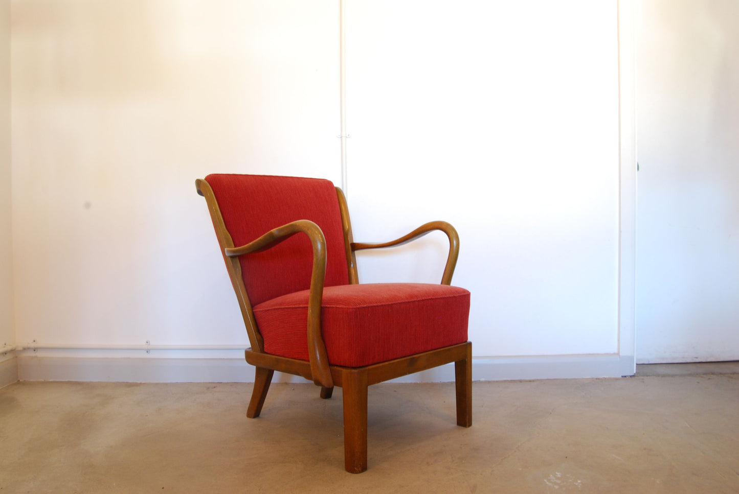 Spring cleaning special: 1940s beech lounger