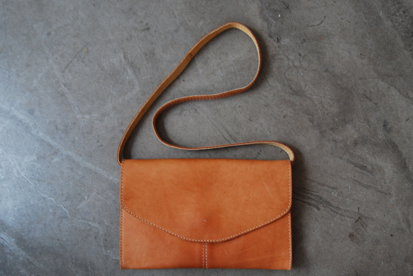 Vintage leather purse