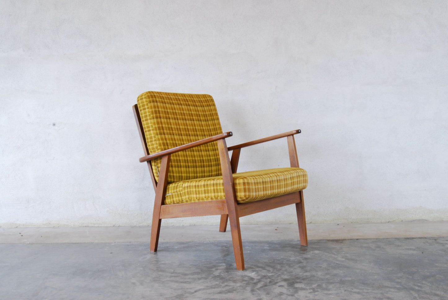 Teak/beech framed lounge chair no. 2