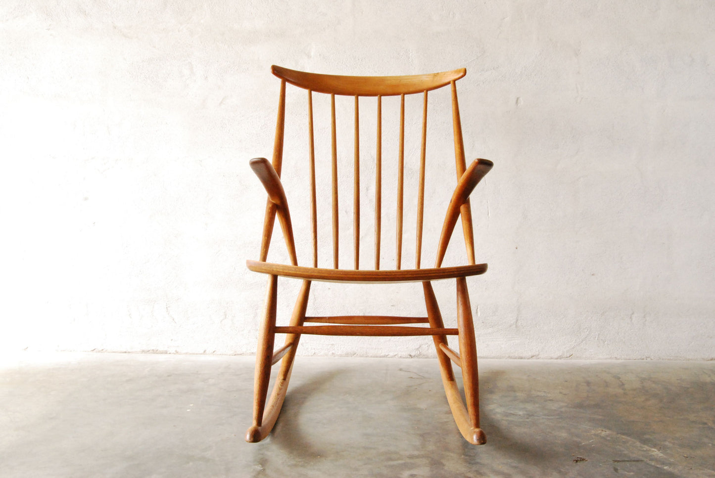 Rocking chair by Illum Wikkelsø