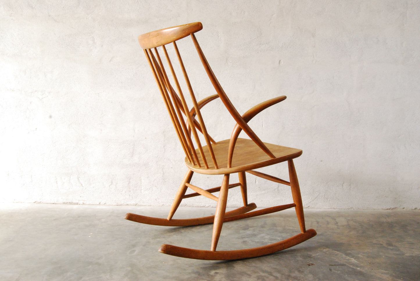 Rocking chair by Illum Wikkelsø