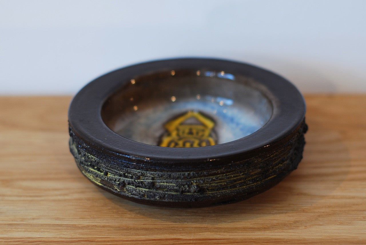 Ceramic bowl by Gilt LAVA
