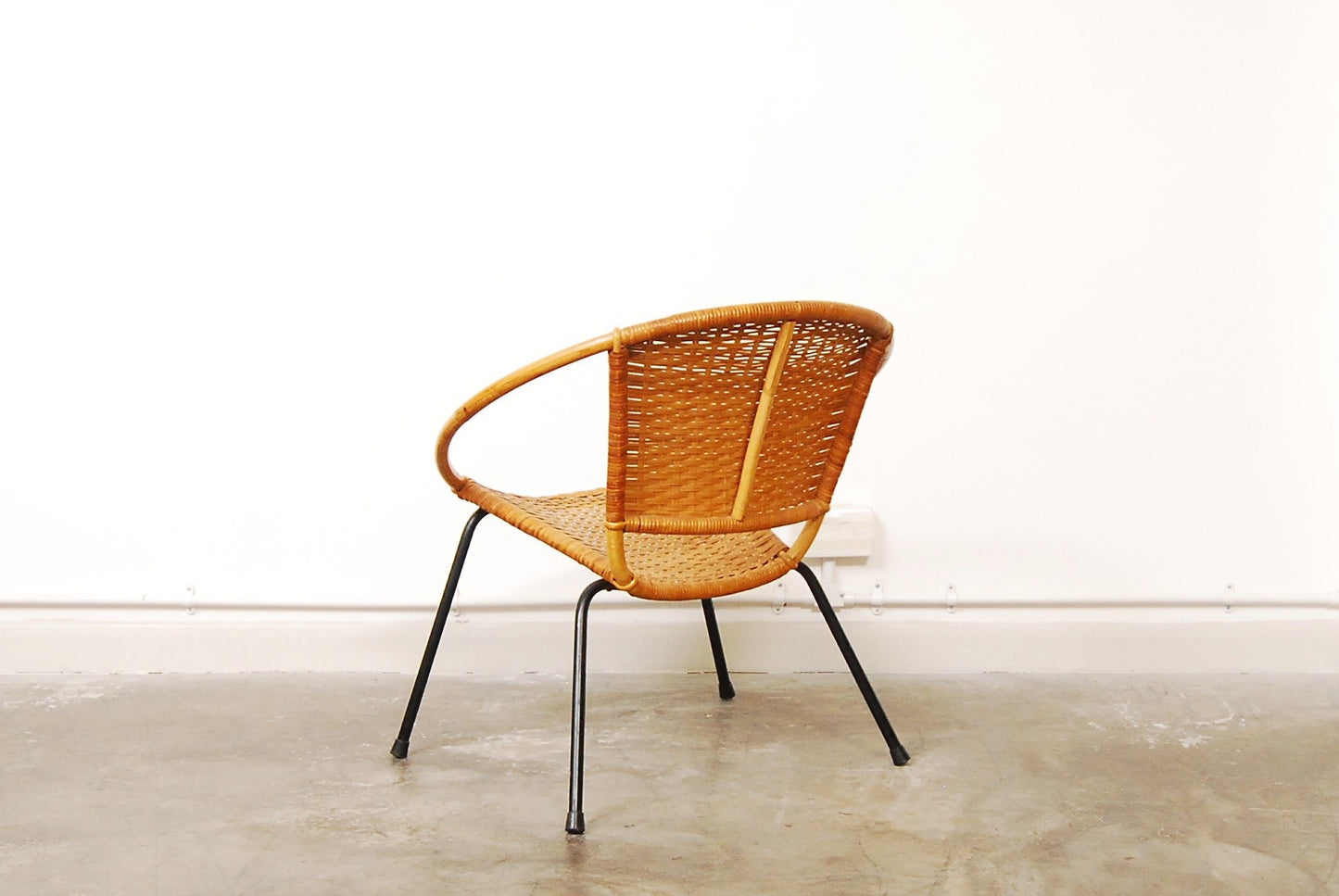 Rattan shell chair