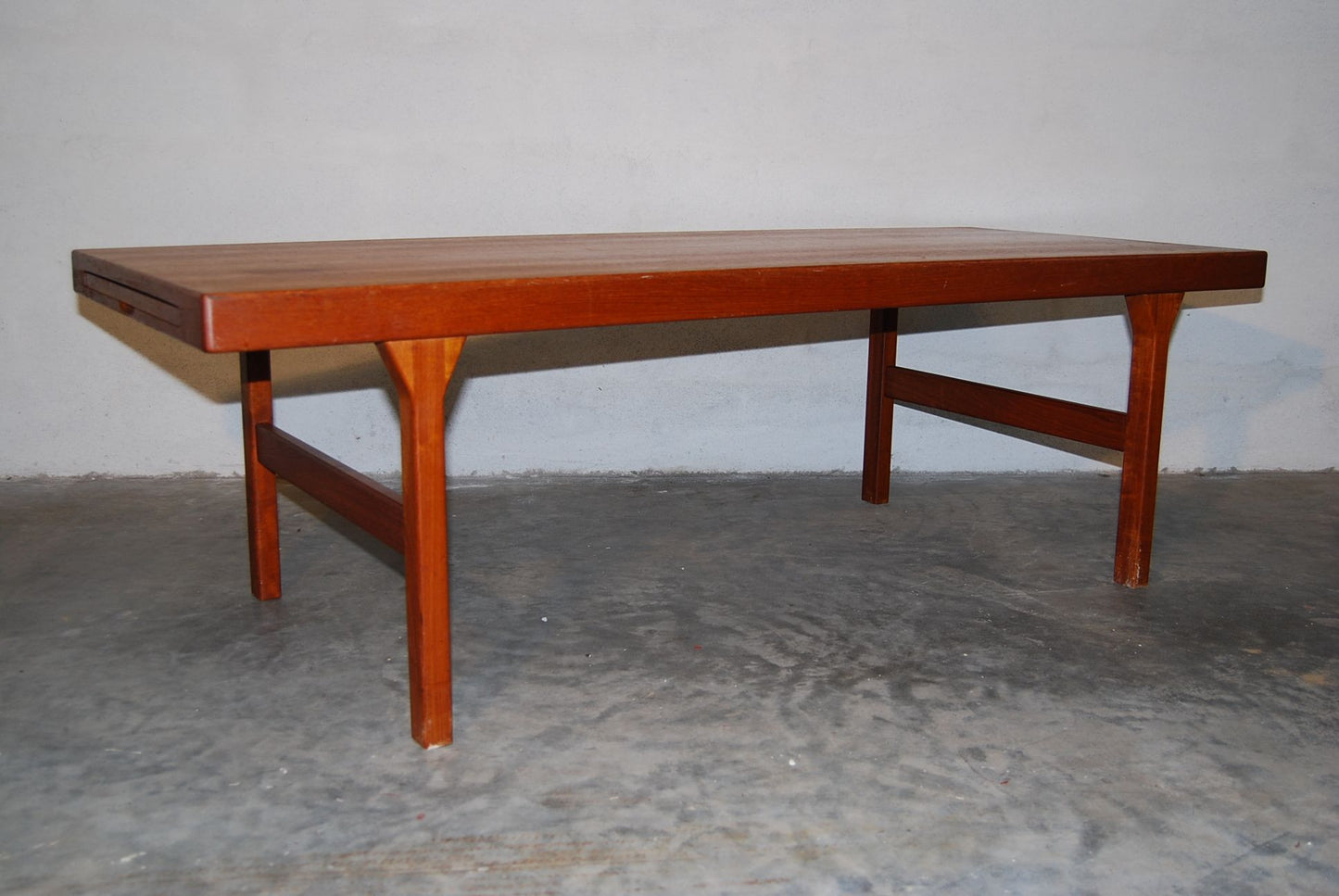 Coffee Table with Formica Leaf