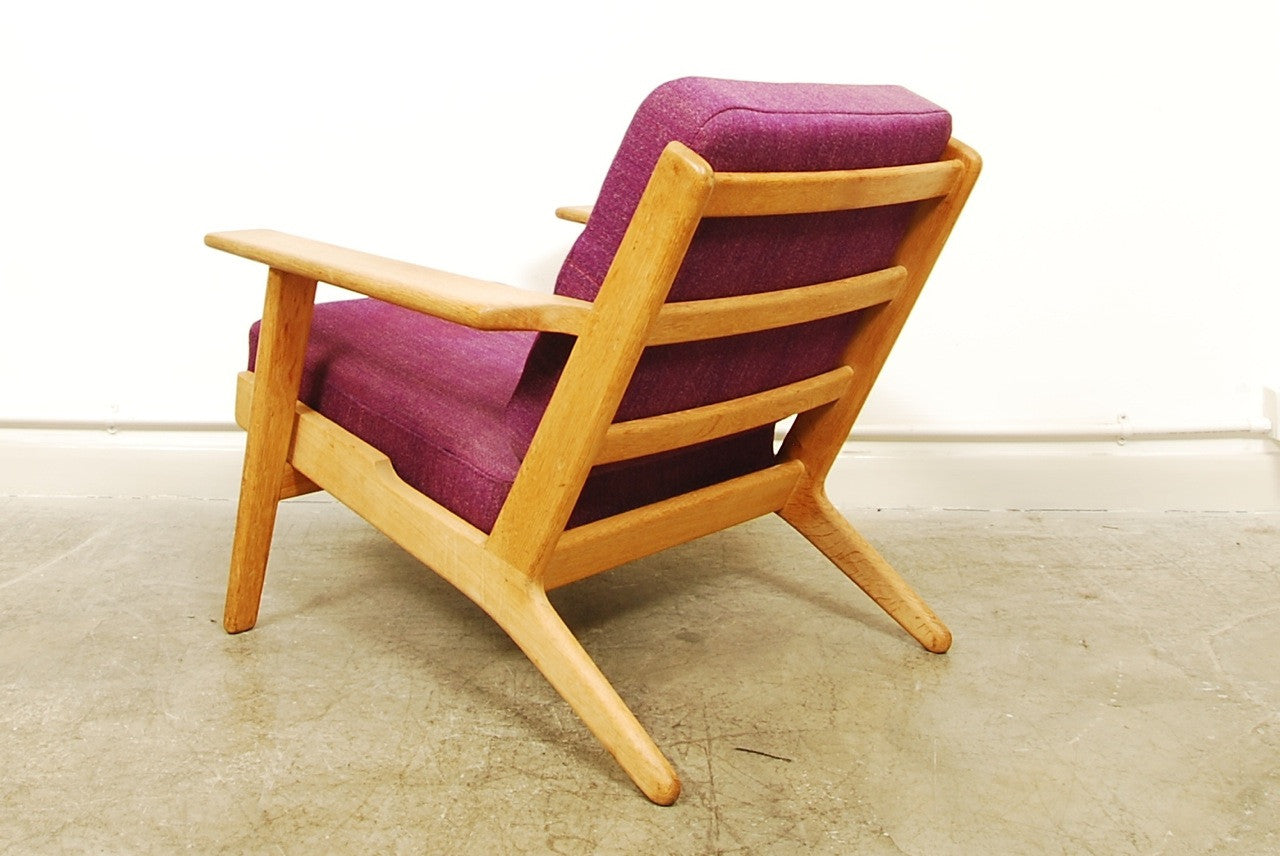 GE290 by Hans Wegner