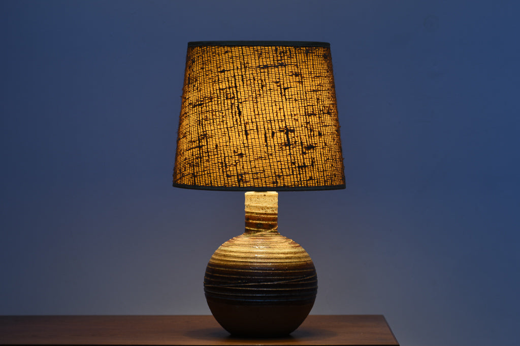Vintage ceramic table lamp with shade