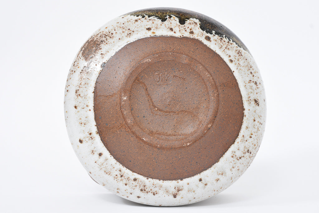 Squared stoneware bowl by Jørgen Finn Petersen