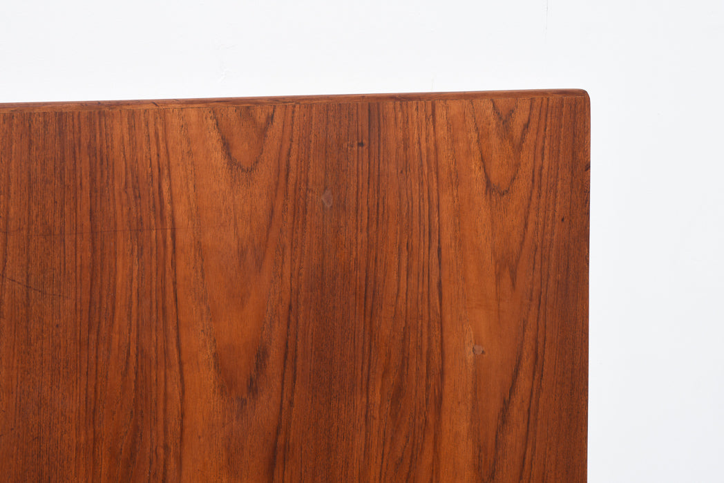 Extending Danish dining table in teak