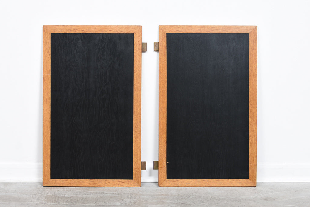 Extending oak dining table by Kai Winding