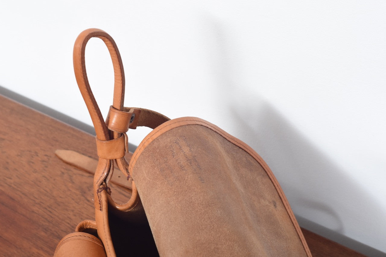 Vintage shoulder bag