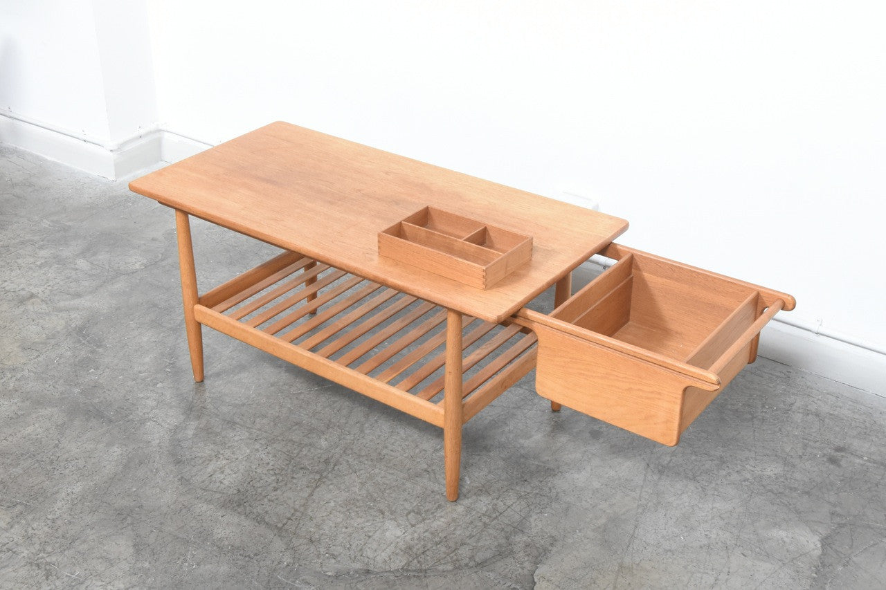 Oak coffee table by Vinde Møbelfabrik