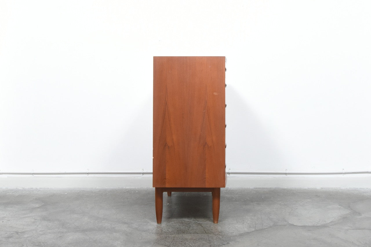 Bow fronted chest of drawers