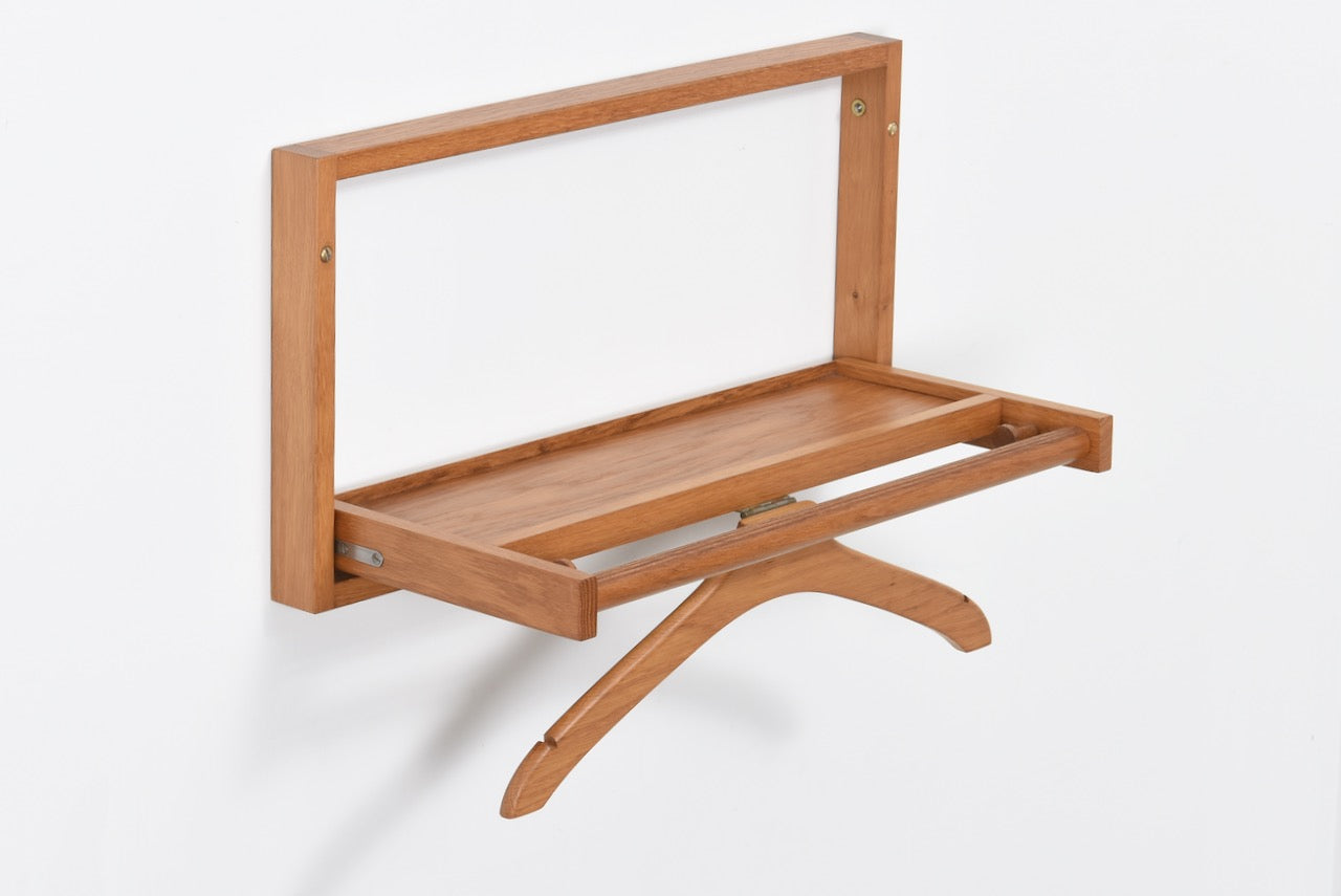 1970s wall-mounted clothes valet