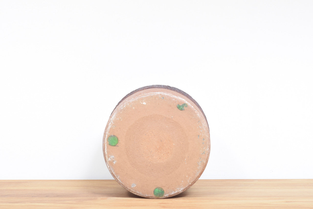 Flower pots by Axella