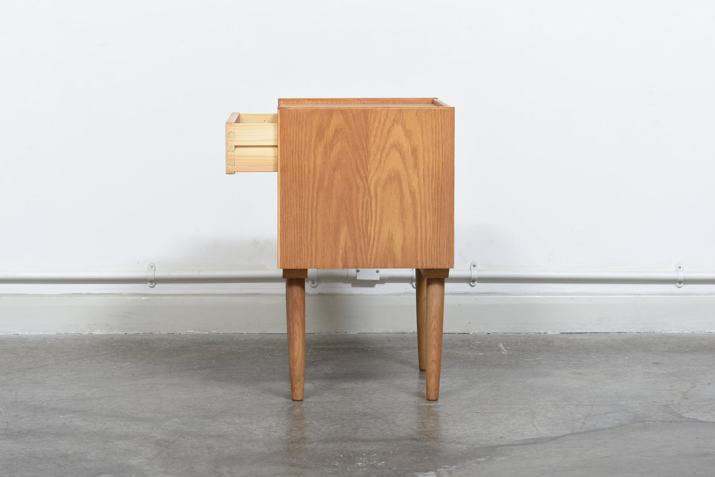 Single oak bedside table